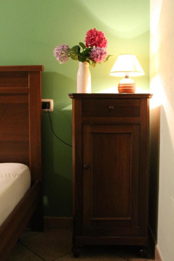 B&B Chez Annie Donnaz Extérieur photo