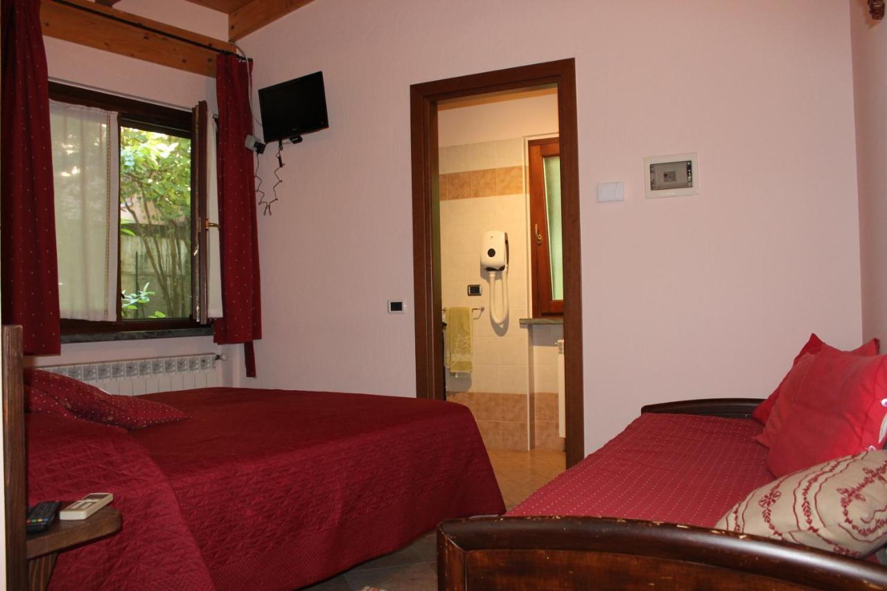 B&B Chez Annie Donnaz Extérieur photo