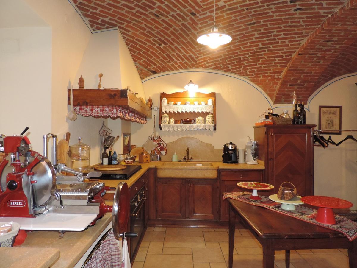 B&B Chez Annie Donnaz Extérieur photo
